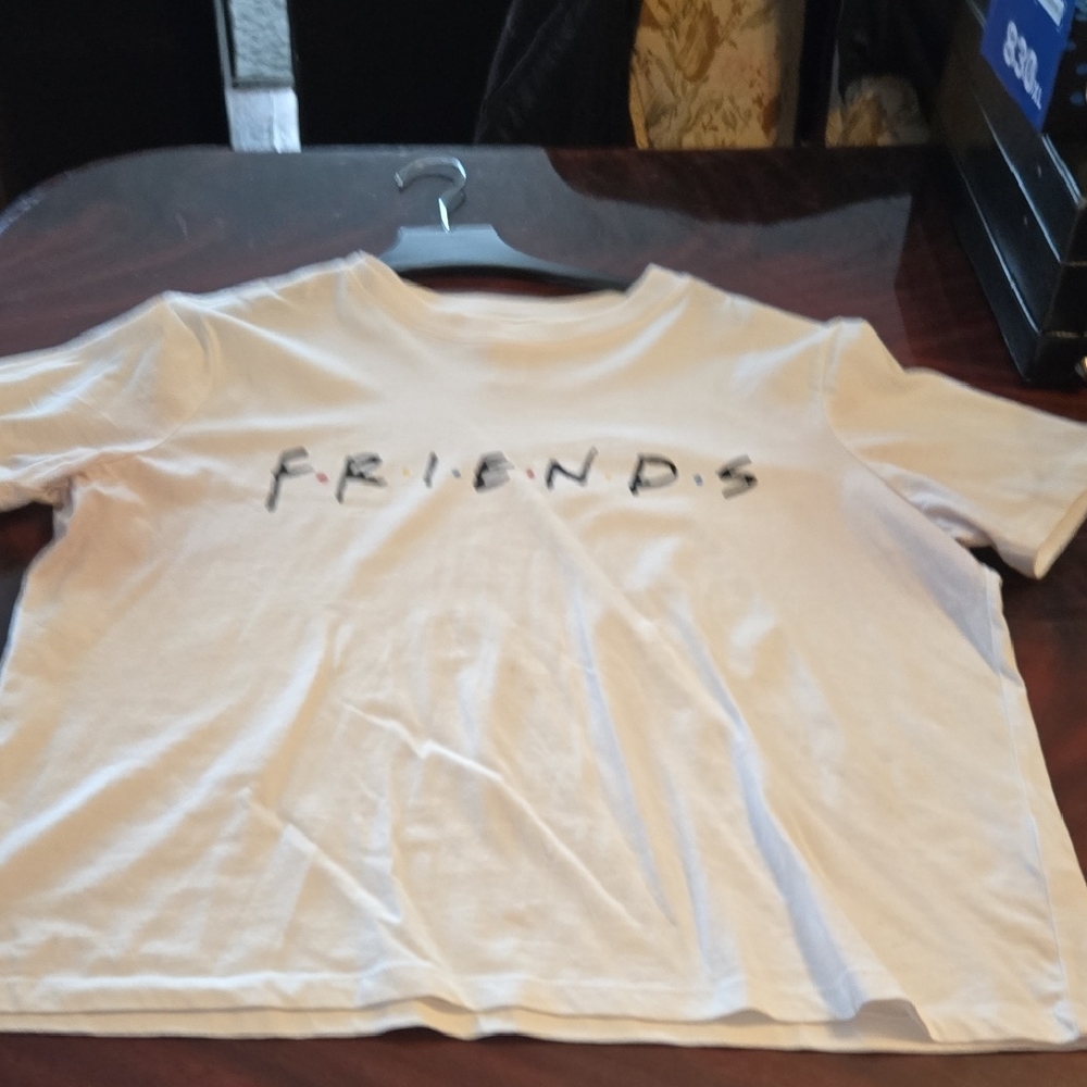 3 For $40 H&M White 'FRIENDS' Graphic Short Sleeve Tee